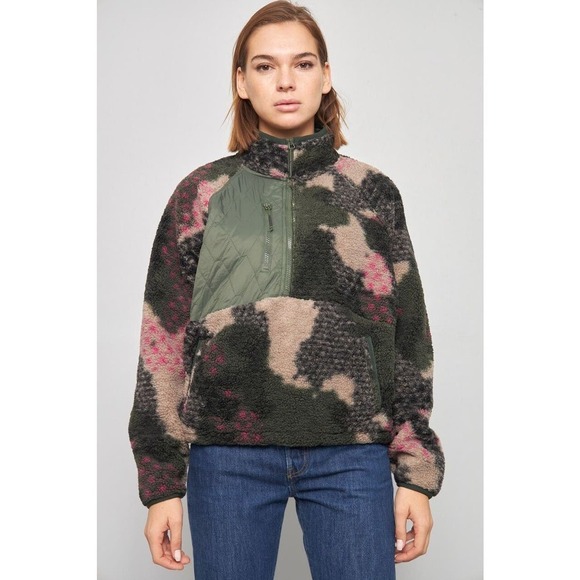 JoyLab Jackets & Blazers - JoyLab Camo Print Half Zip Sherpa Fleece Pullover Size XL
